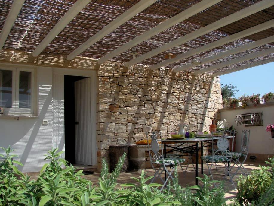 Gasthaus Trulli Fogliarella Ostuni Exterior foto