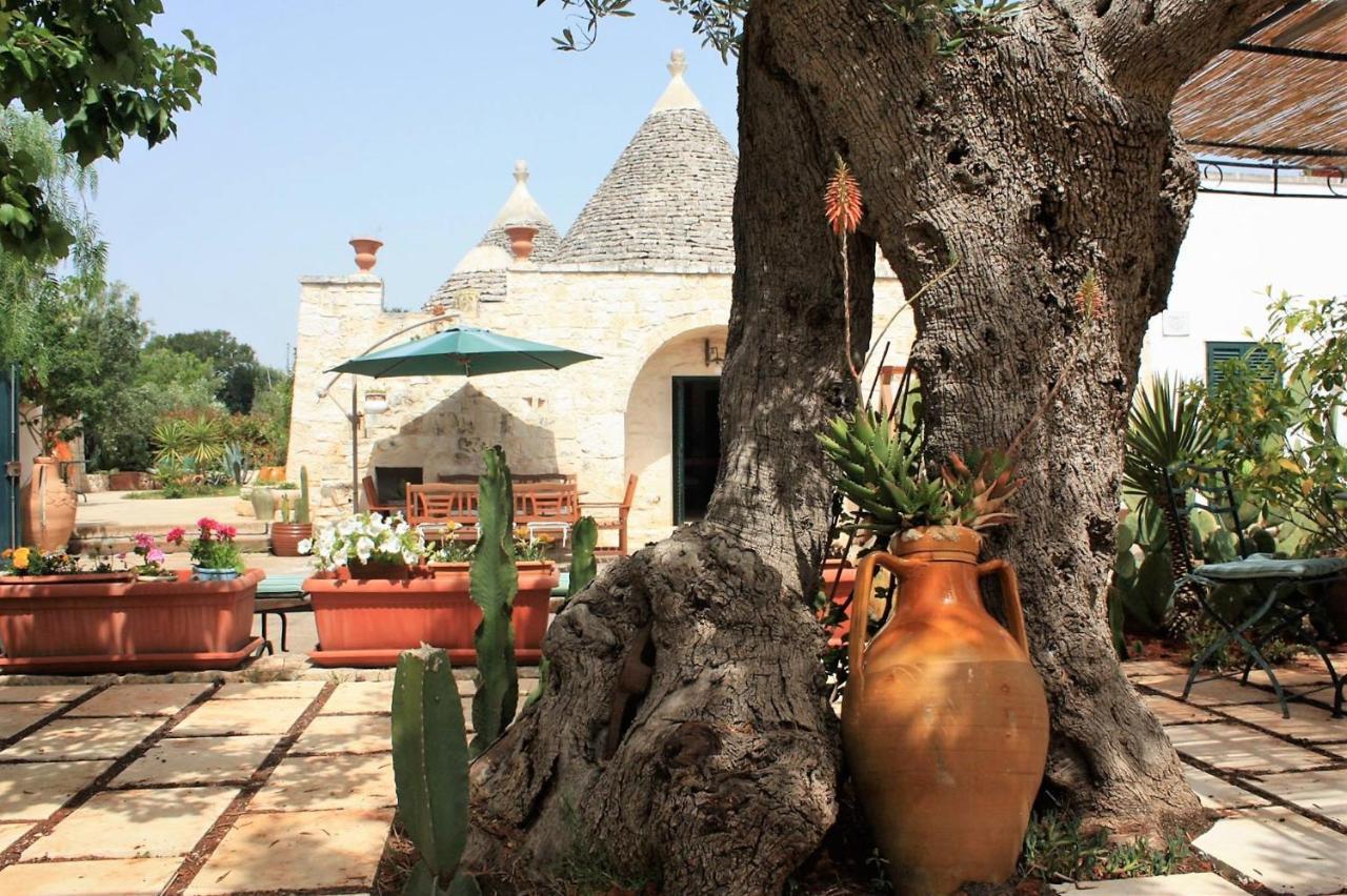 Gasthaus Trulli Fogliarella Ostuni Exterior foto