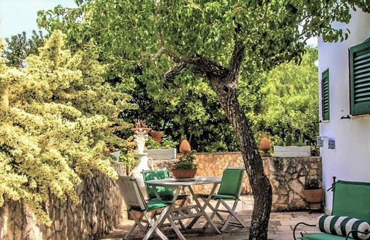 Gasthaus Trulli Fogliarella Ostuni Exterior foto