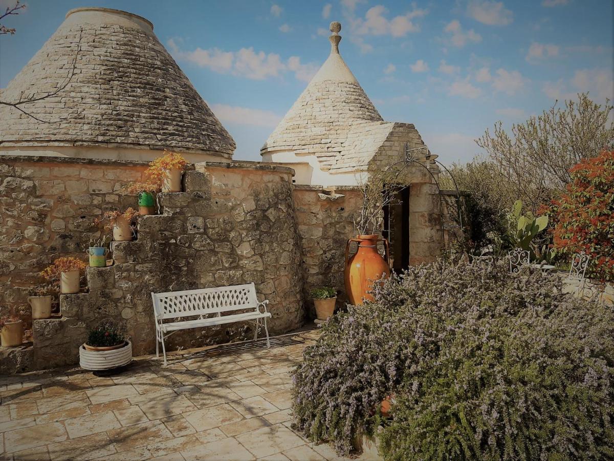 Gasthaus Trulli Fogliarella Ostuni Exterior foto