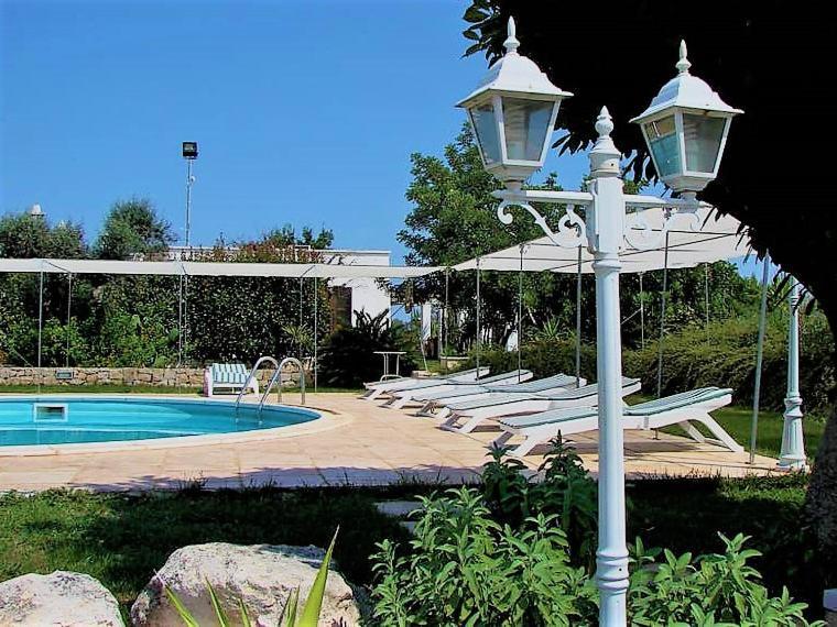 Gasthaus Trulli Fogliarella Ostuni Exterior foto