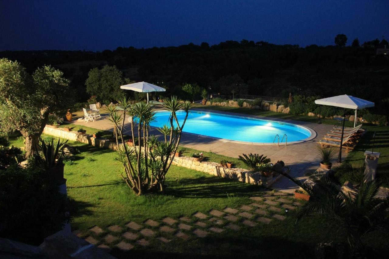 Gasthaus Trulli Fogliarella Ostuni Exterior foto