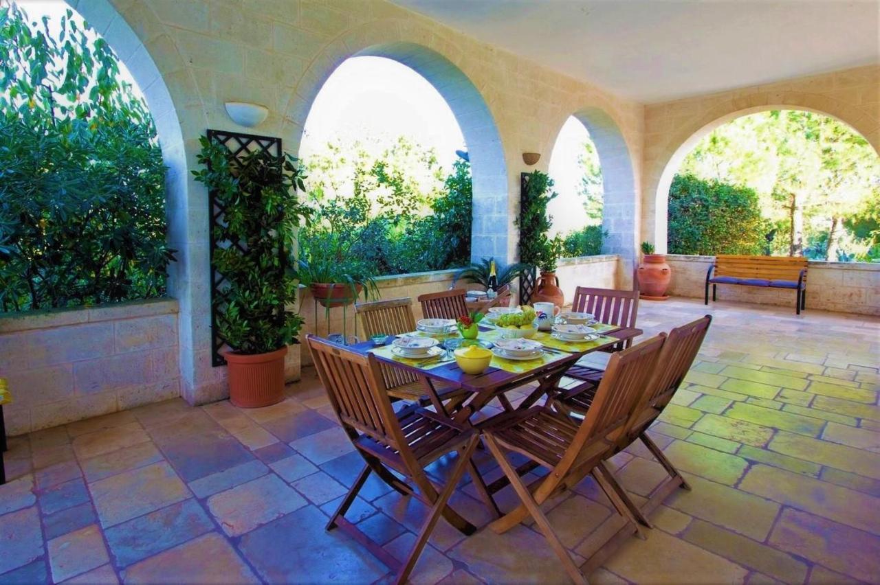 Gasthaus Trulli Fogliarella Ostuni Exterior foto