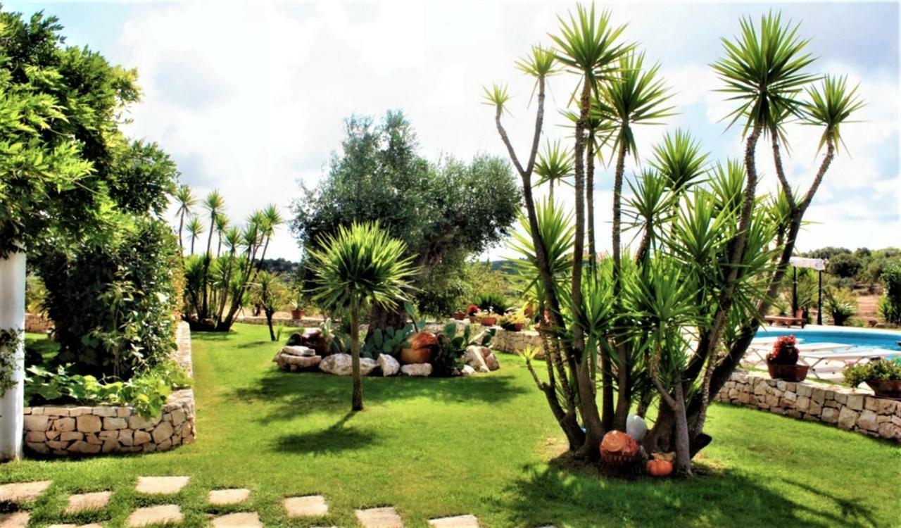 Gasthaus Trulli Fogliarella Ostuni Exterior foto