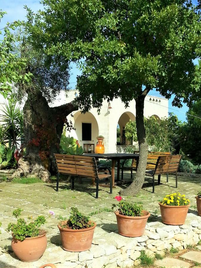Gasthaus Trulli Fogliarella Ostuni Exterior foto