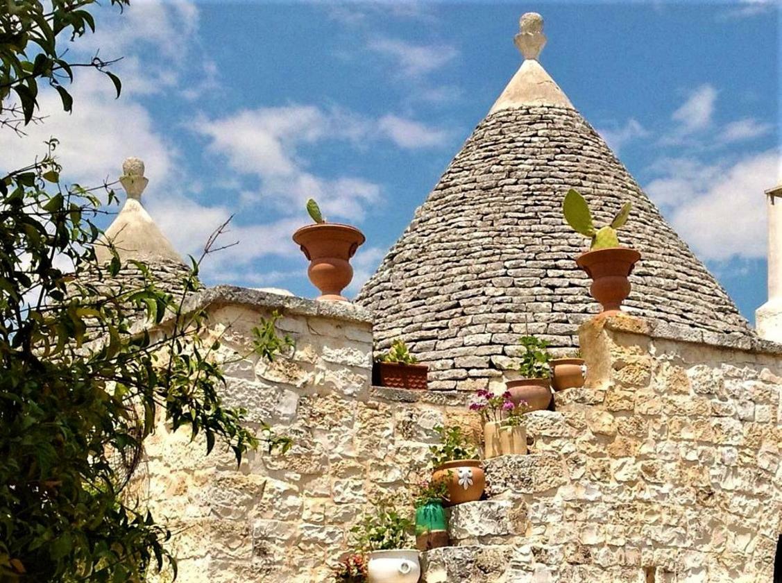Gasthaus Trulli Fogliarella Ostuni Exterior foto
